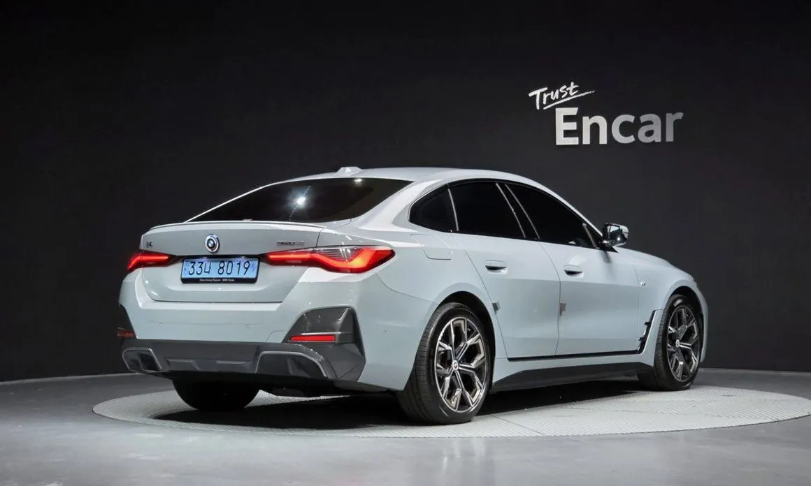 BMW i4 2022 из KR, фото 8