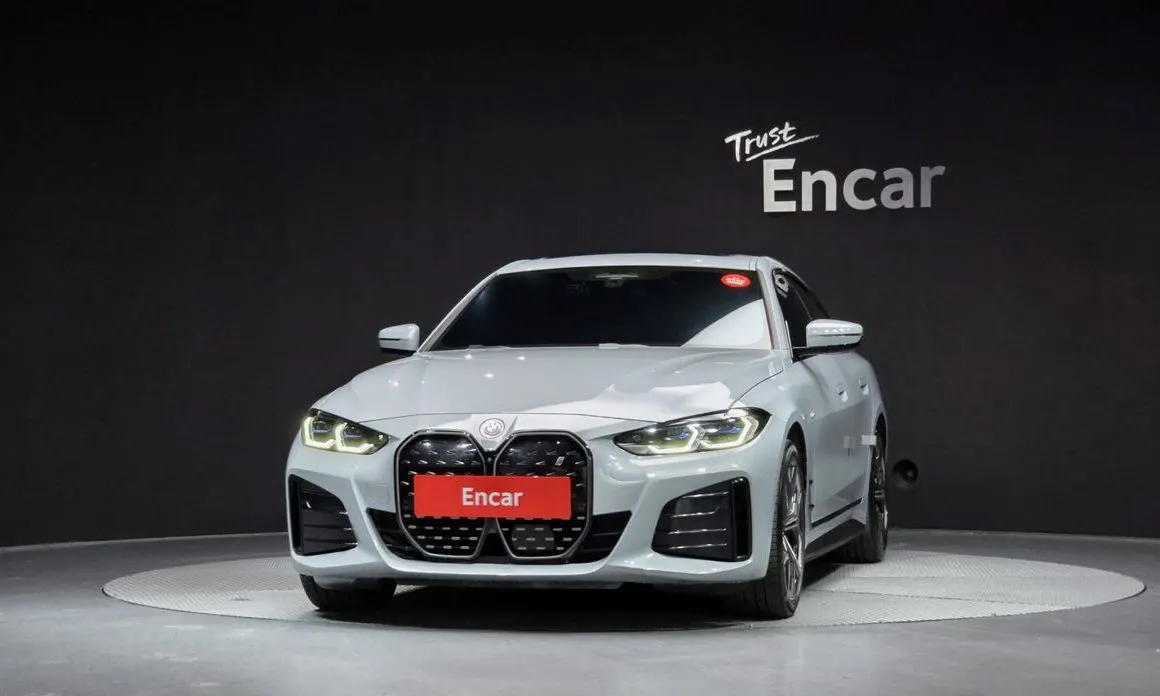 BMW i4 2022 из KR, фото 4