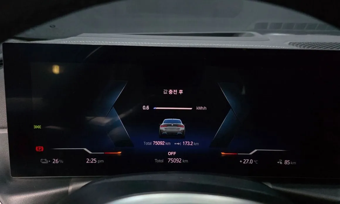 BMW i4 2022 из KR, фото 9