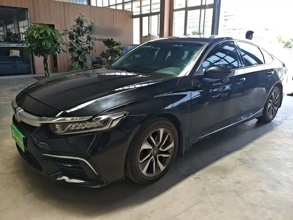 Honda Inspire — фото 1