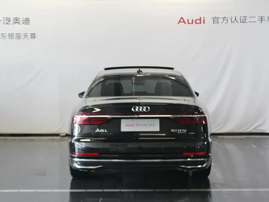 Audi A8 — фото 8