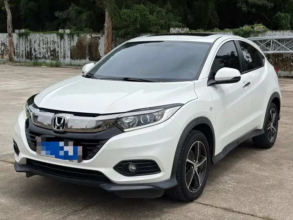 Honda Vezel — фото 1