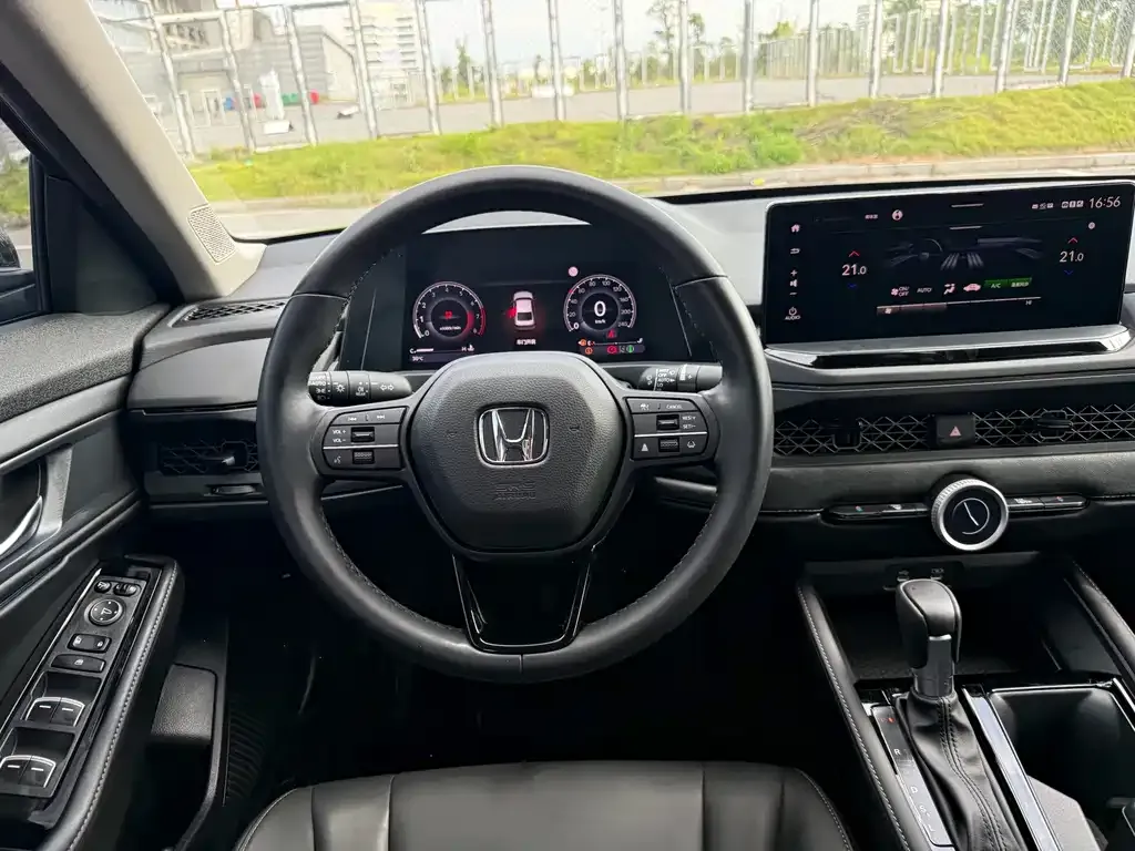 Honda Accord — фото 2