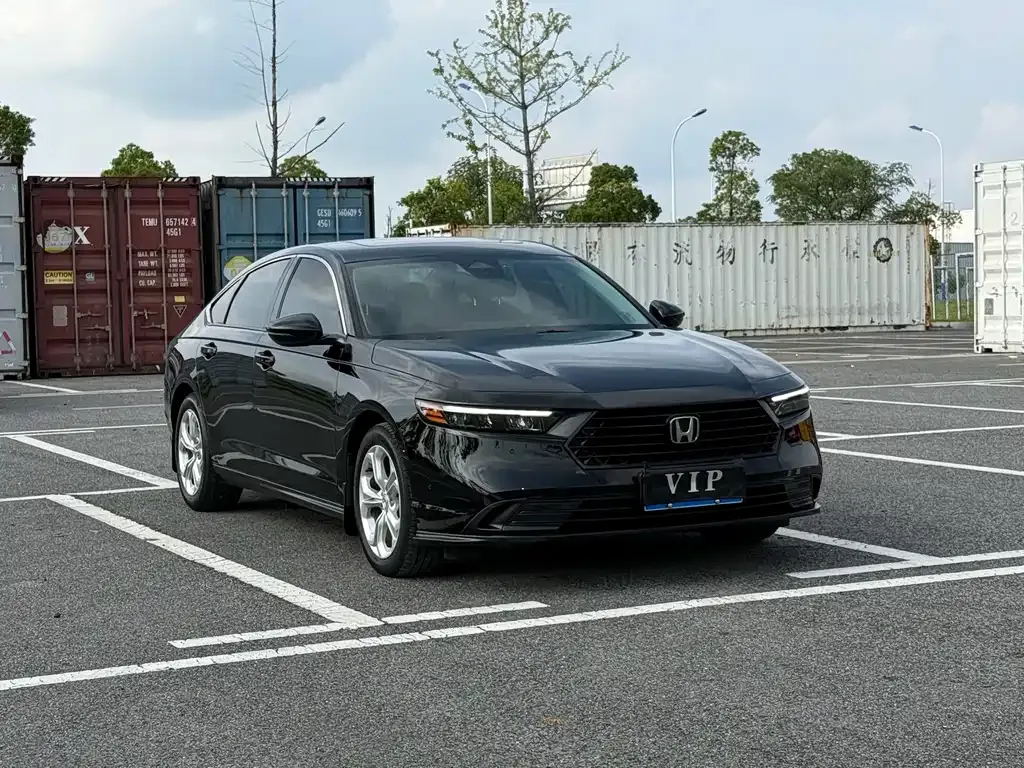 Honda Accord — фото 5