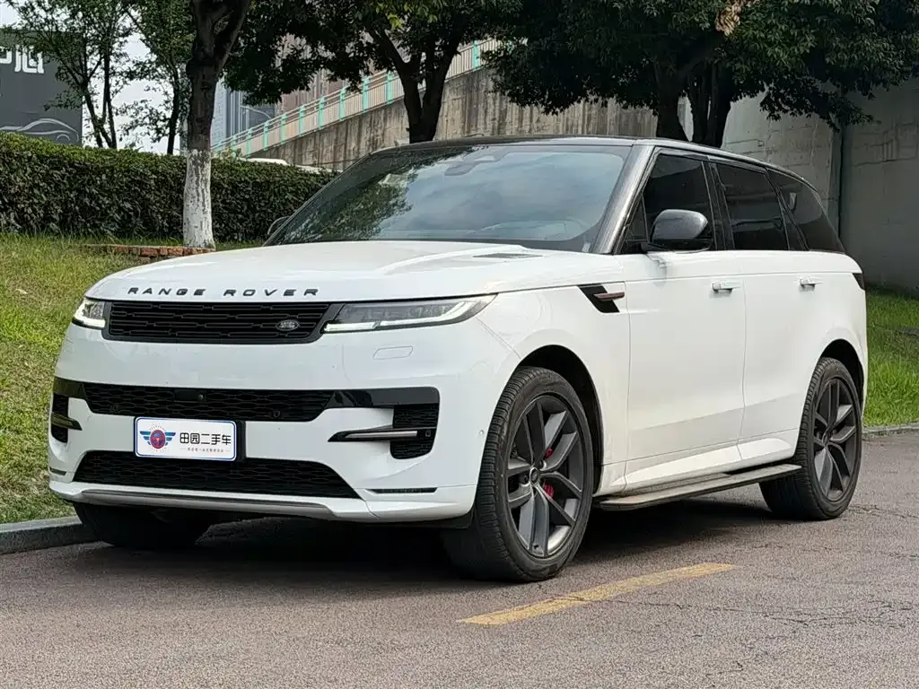 Land Rover Sport — фото 1