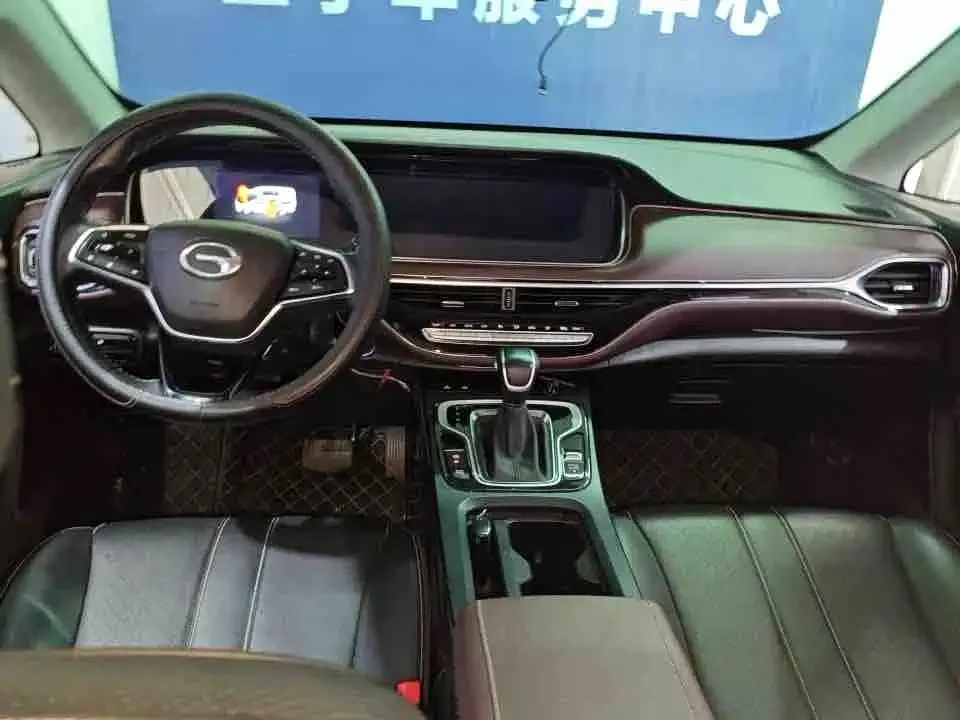 GAC Motor Trumpchi M6 — фото 3
