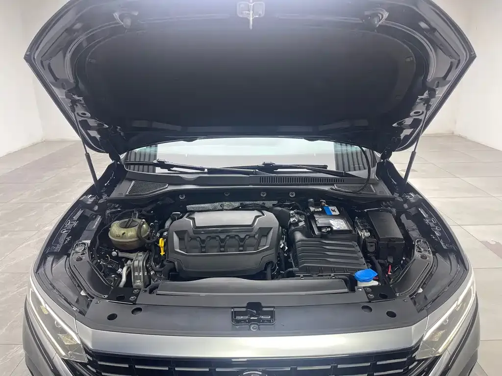 Volkswagen Passat — фото 4