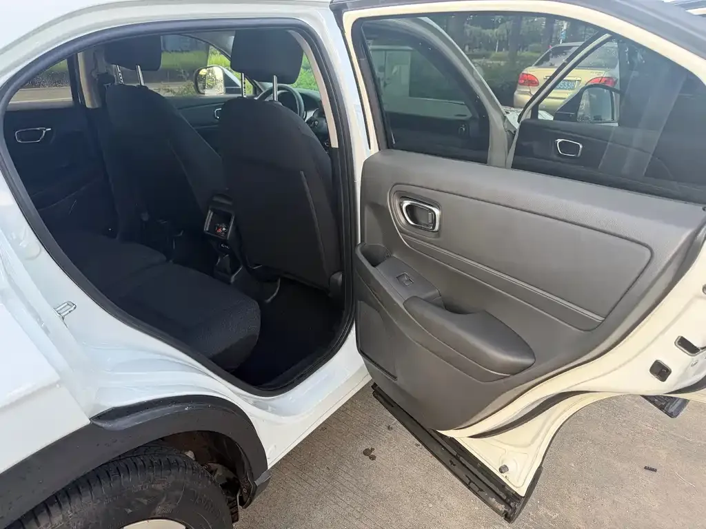 Honda Vezel 2024 из CN, фото 10