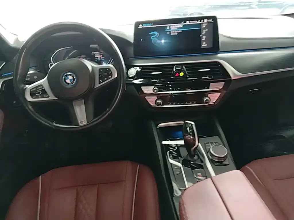 BMW 5 Series New Energy — фото 3