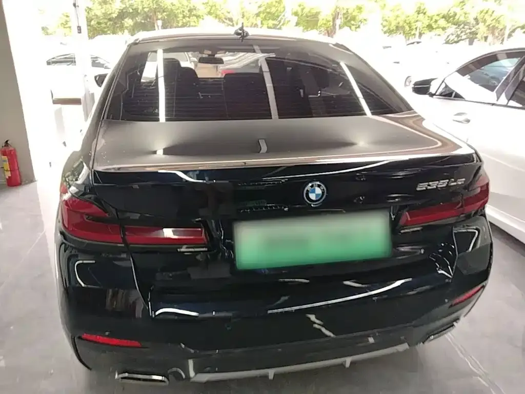 BMW 5 Series New Energy — фото 10