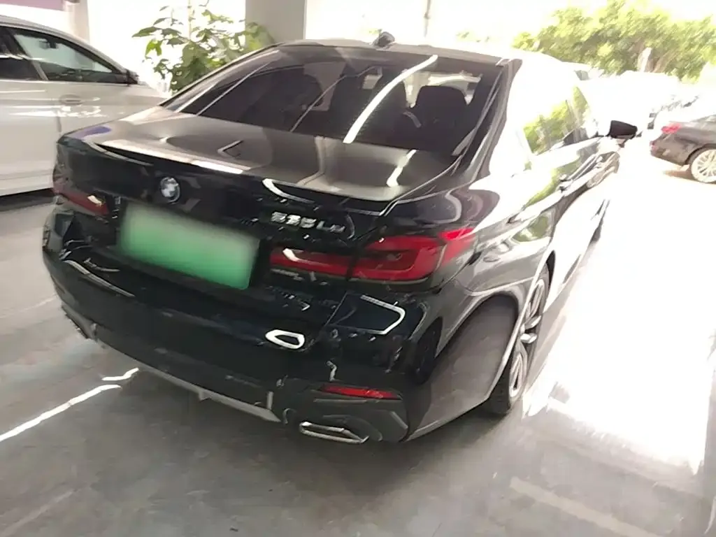 BMW 5 Series New Energy — фото 6