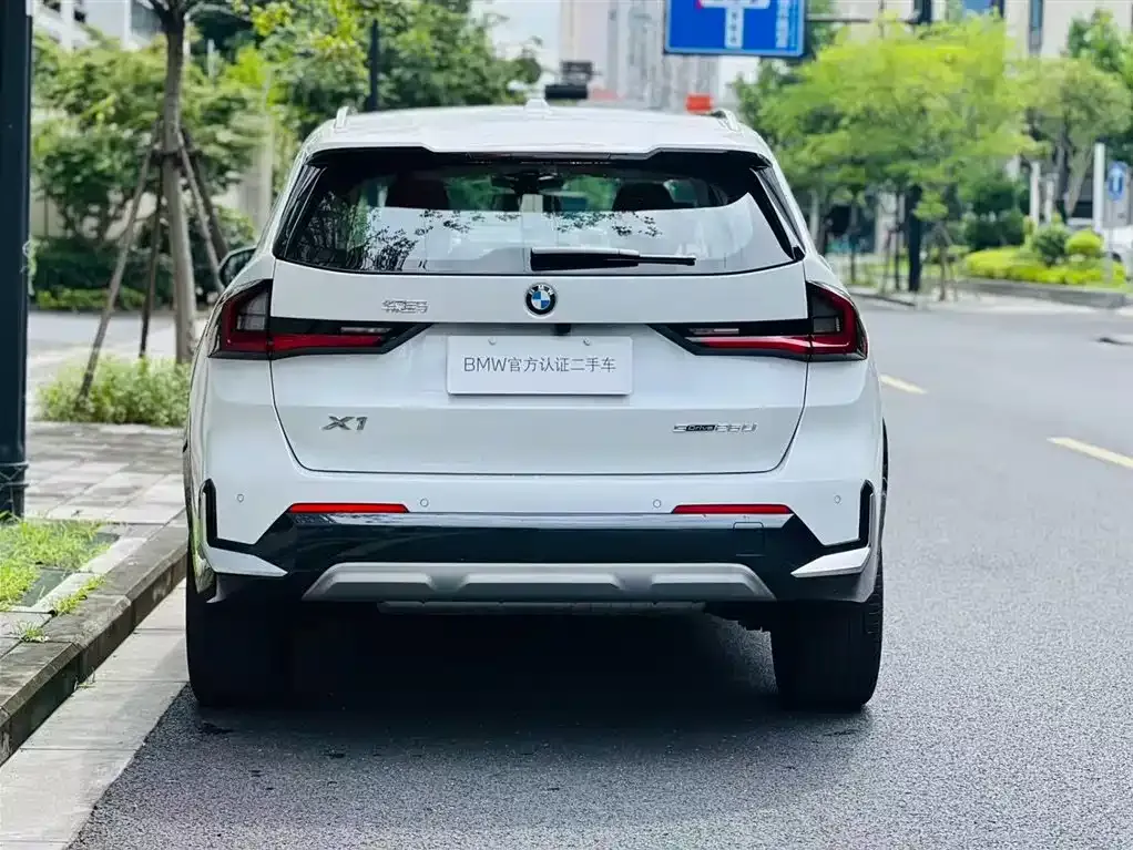 BMW X1 — фото 10