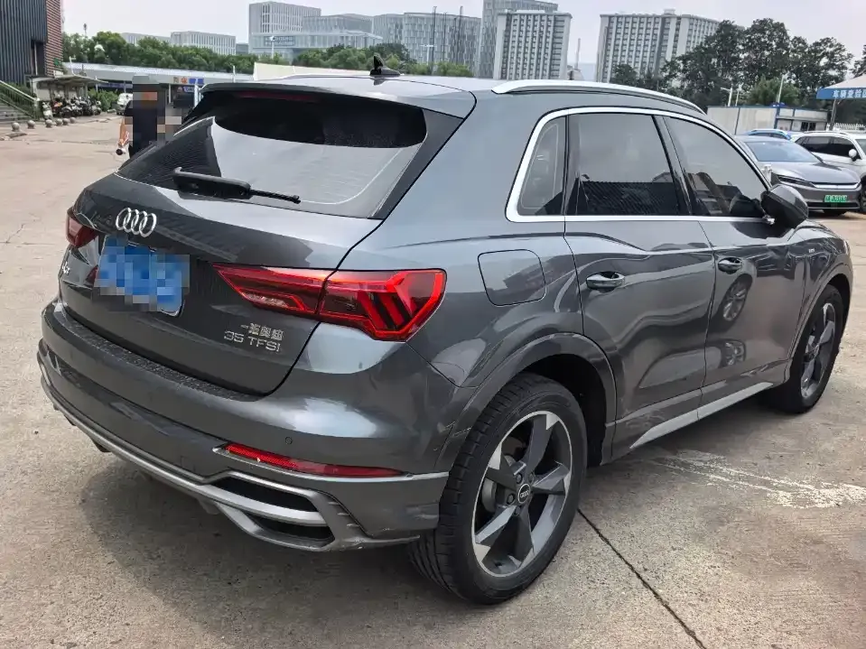 Audi Q3 — фото 4