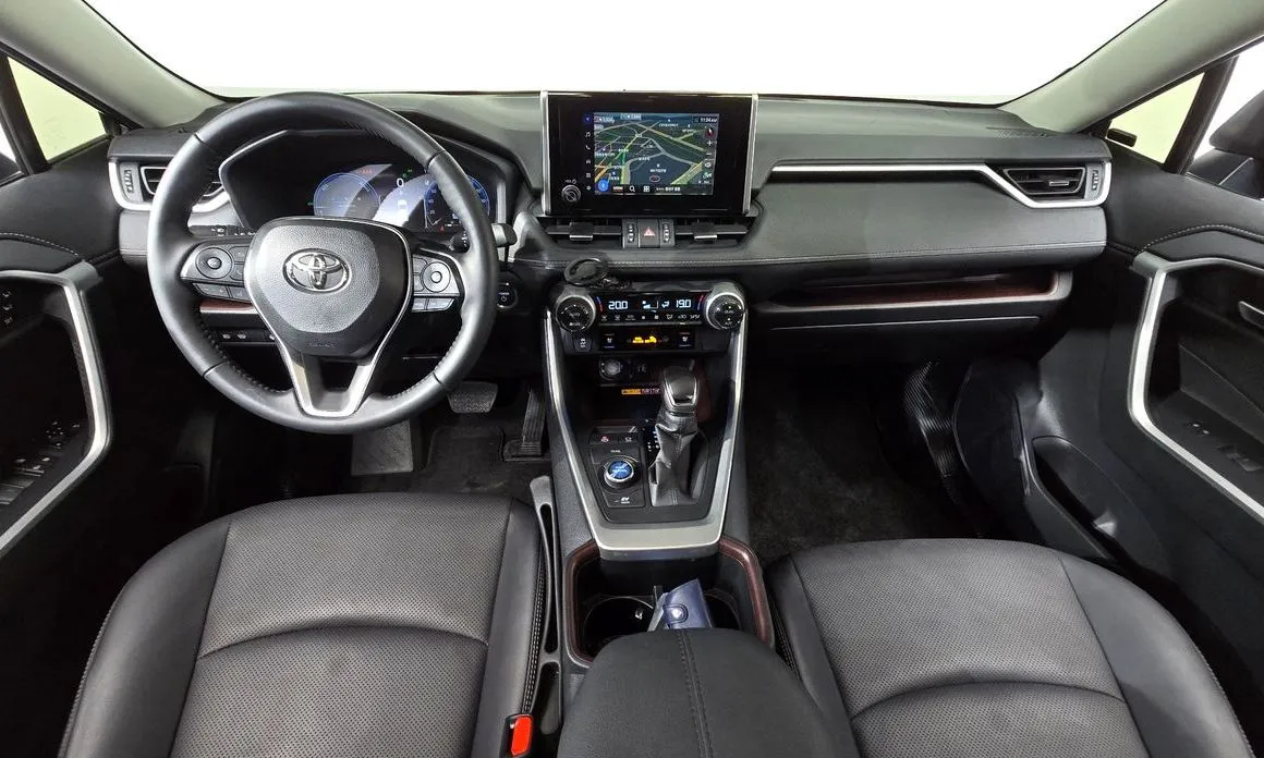 Toyota RAV4 — фото 10