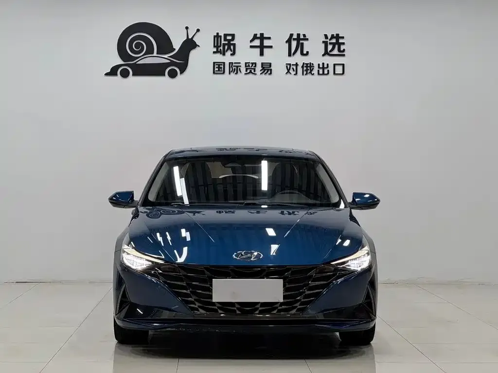 Hyundai Elantra — фото 10