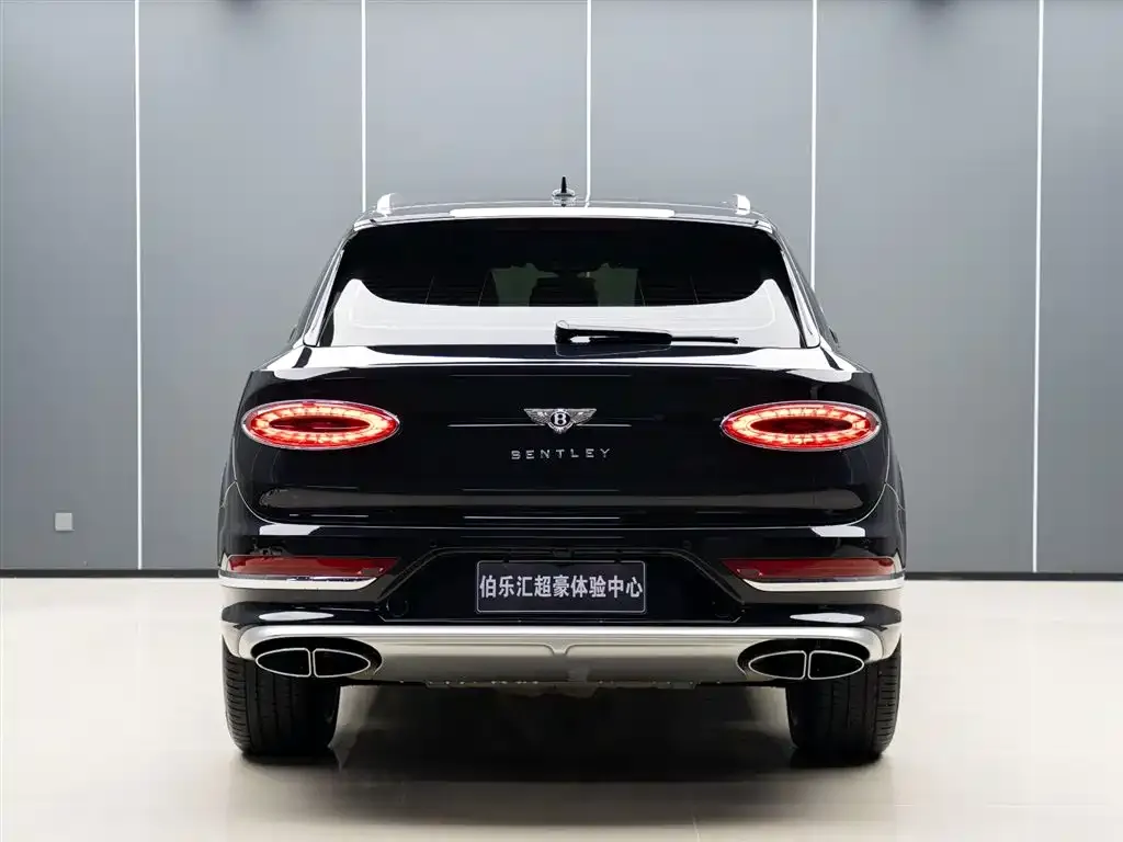 Bentley Bentayga — фото 8