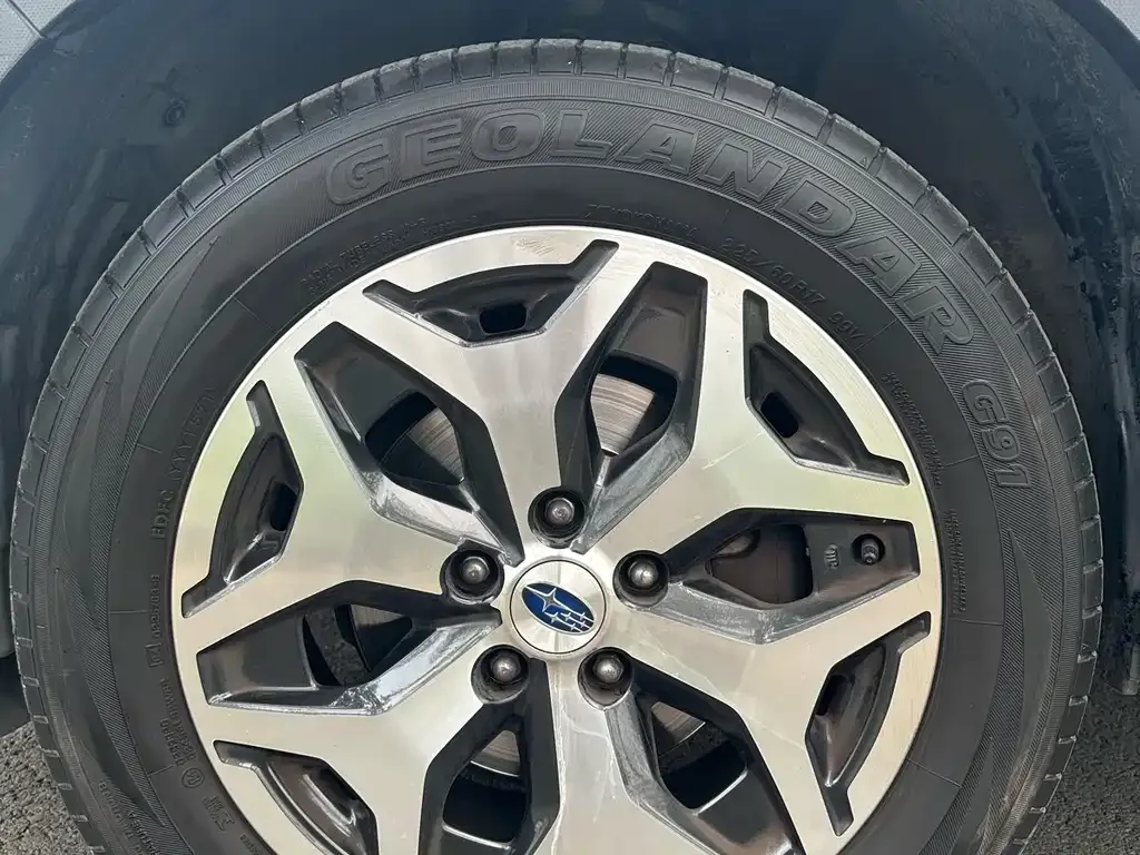Subaru Forester 2021 из CN, фото 2