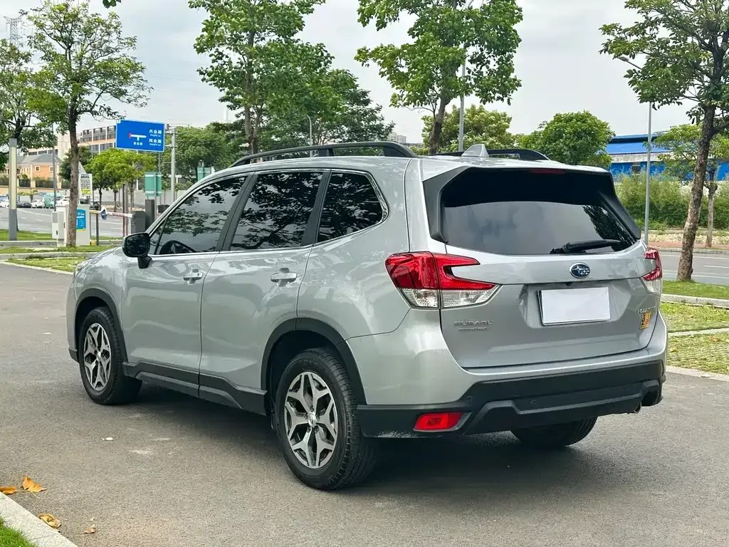 Subaru Forester 2021 из CN, фото 10