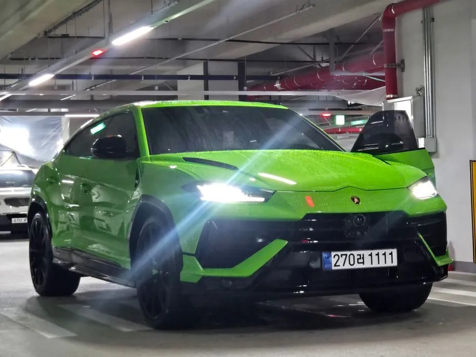 Lamborghini Urus 2024 из KR, фото 3