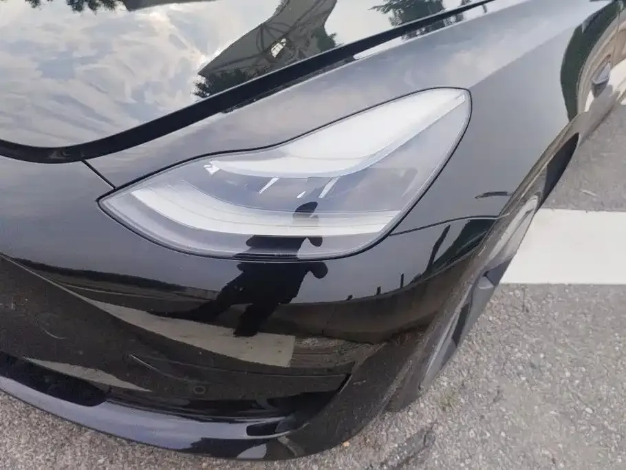 Tesla Model 3 — фото 9