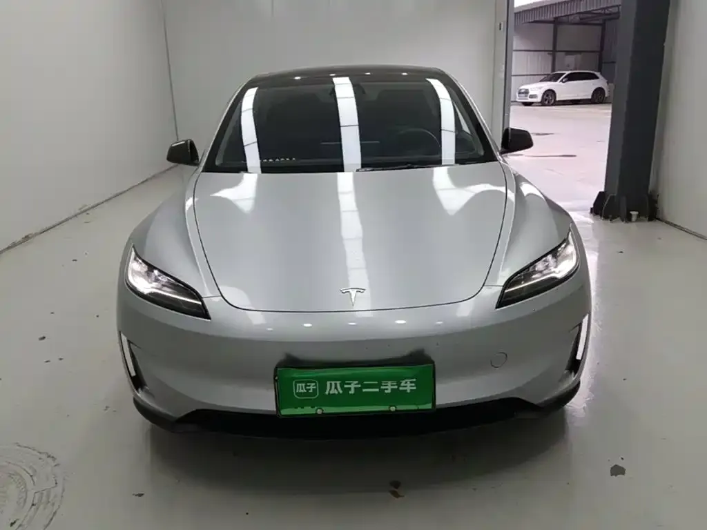 Tesla Model 3 — фото 2