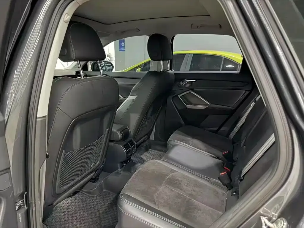 Audi Q3 — фото 9