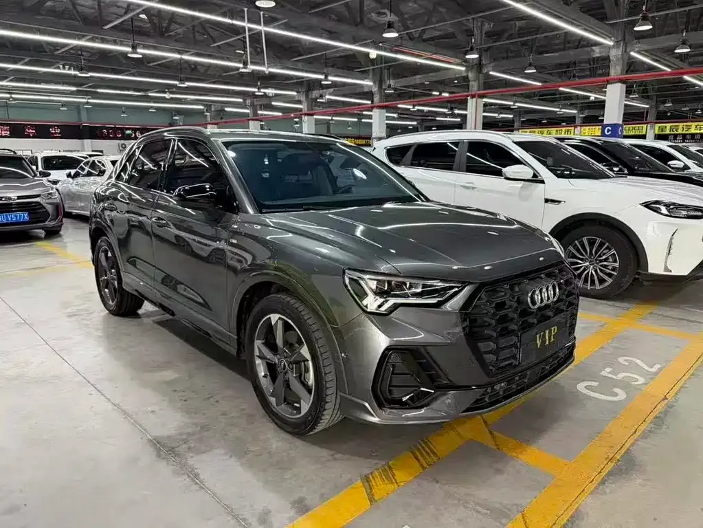 Audi Q3 — фото 6