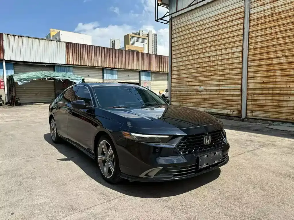 Honda Accord — фото 7