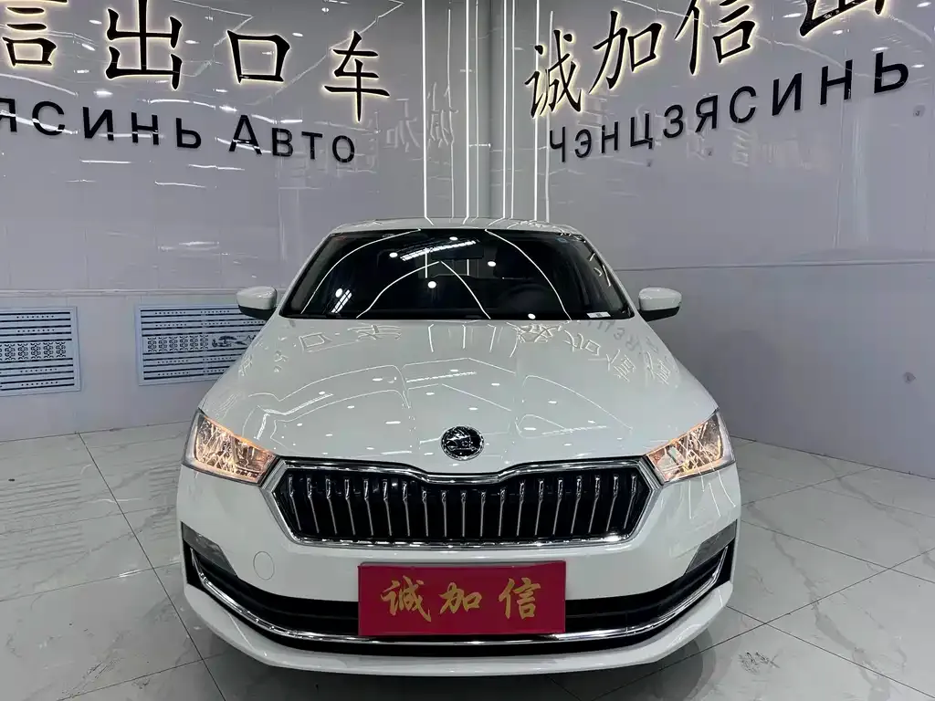 Skoda Rapid — фото 3