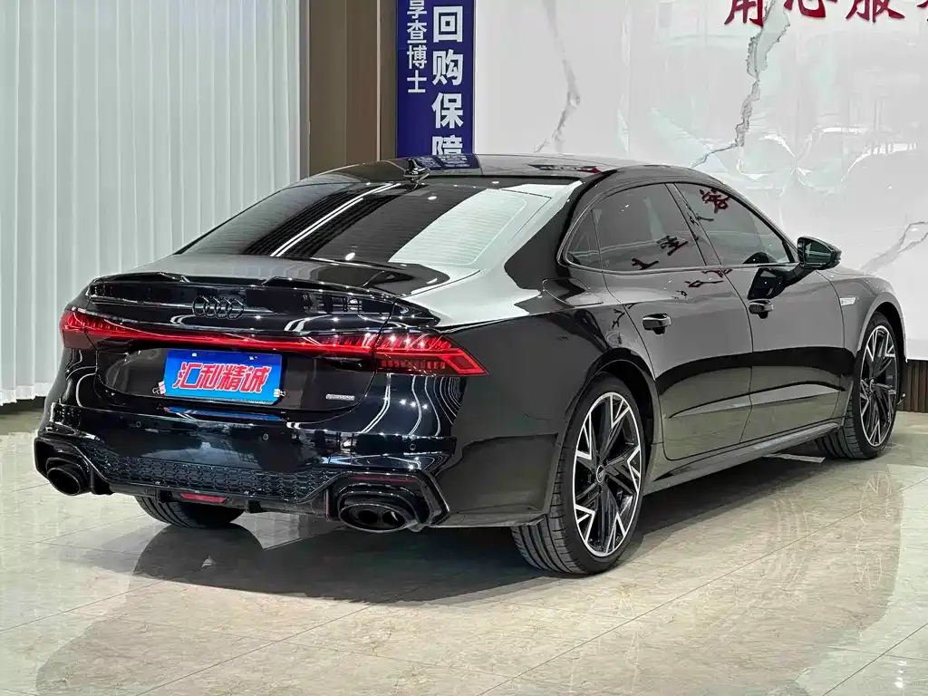 Audi A7L — фото 3