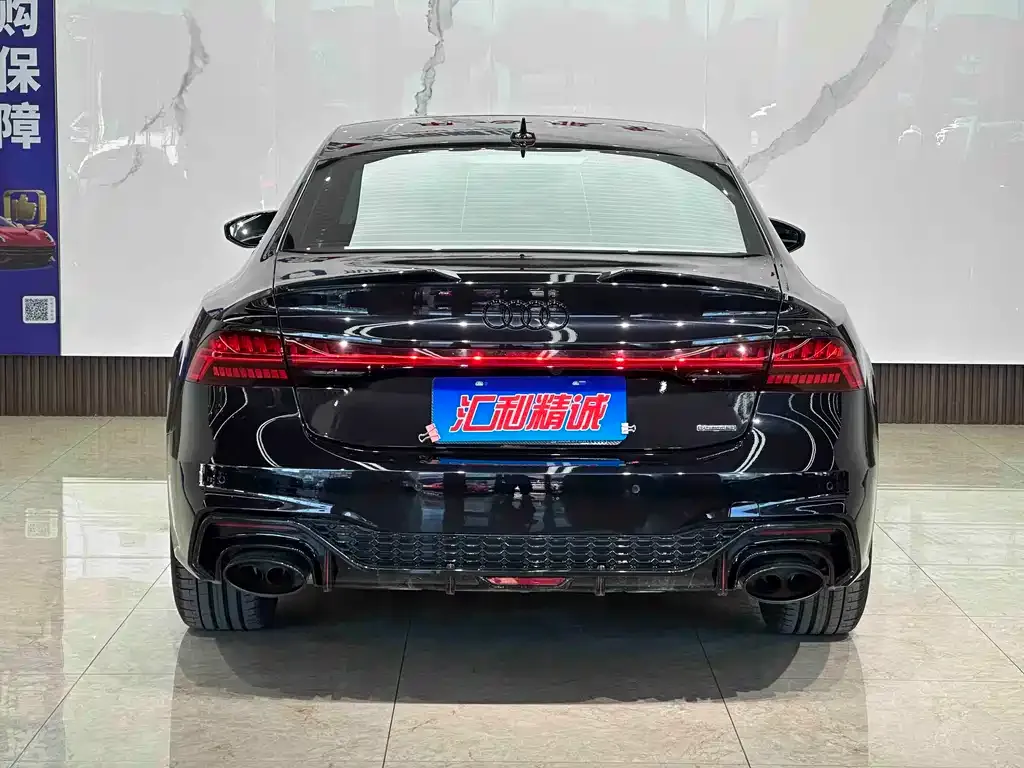 Audi A7L — фото 5
