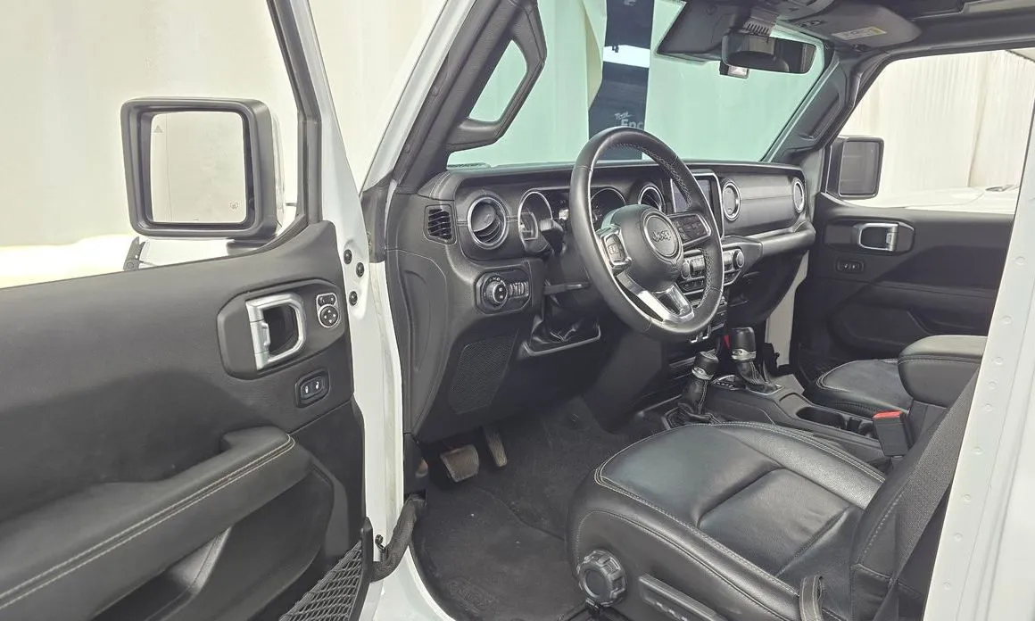 Jeep Wrangler 2023 из KR, фото 5