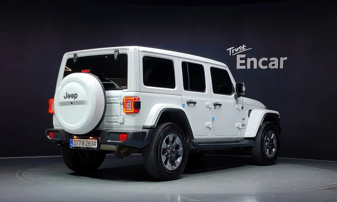 Jeep Wrangler 2023 из KR, фото 7