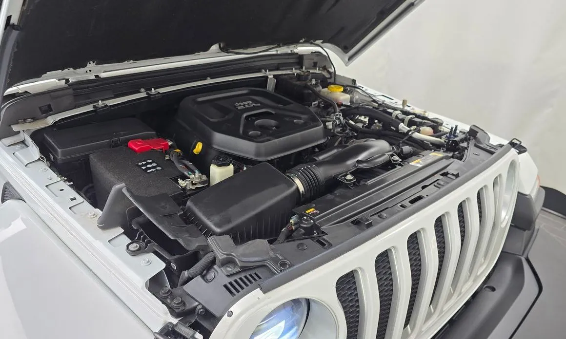 Jeep Wrangler 2023 из KR, фото 4