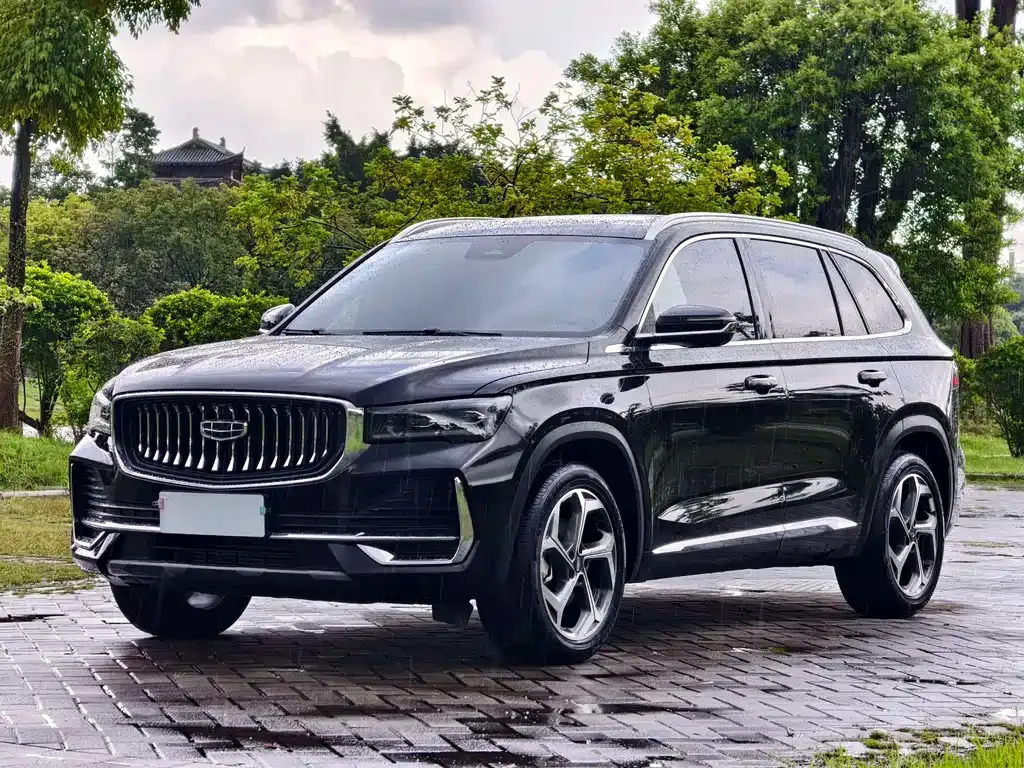 Geely Xingyue L — фото 1