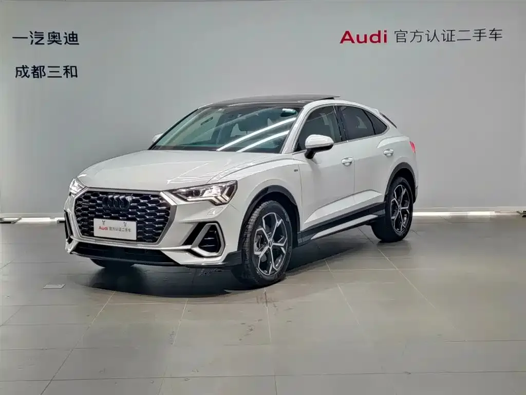Audi Q3 Sportback — фото 1