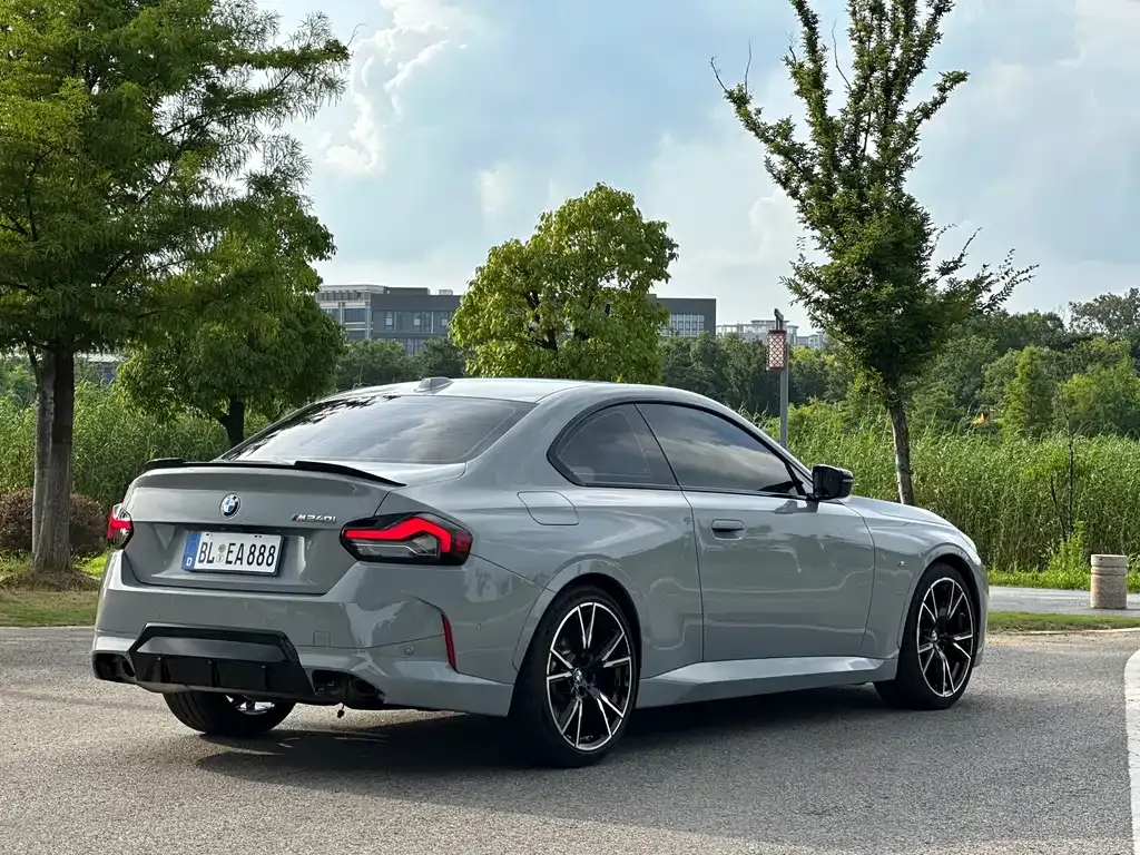 BMW M240i — фото 9