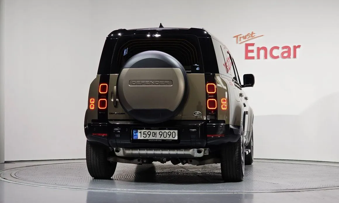 Land Rover Defender 2023 из KR, фото 4