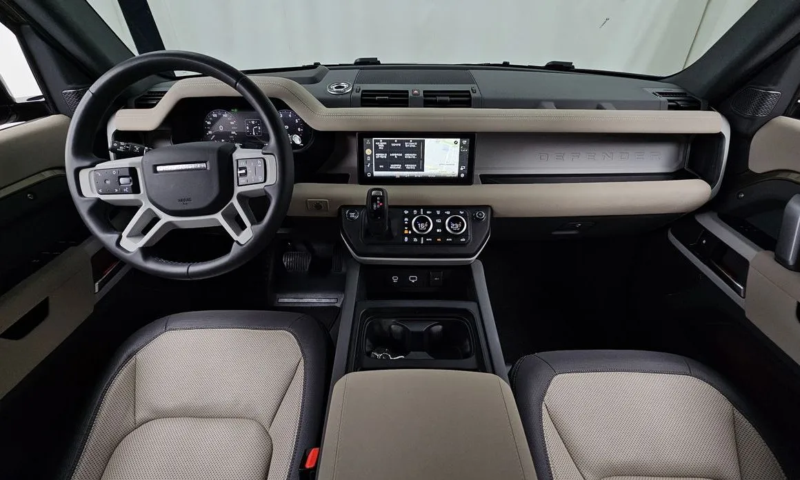 Land Rover Defender 2023 из KR, фото 7