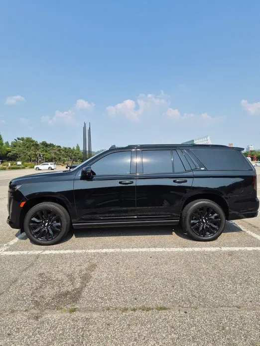 Cadillac Escalade 2022 из KR, фото 7