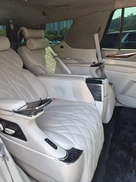 Cadillac Escalade 2022 из KR, фото 10