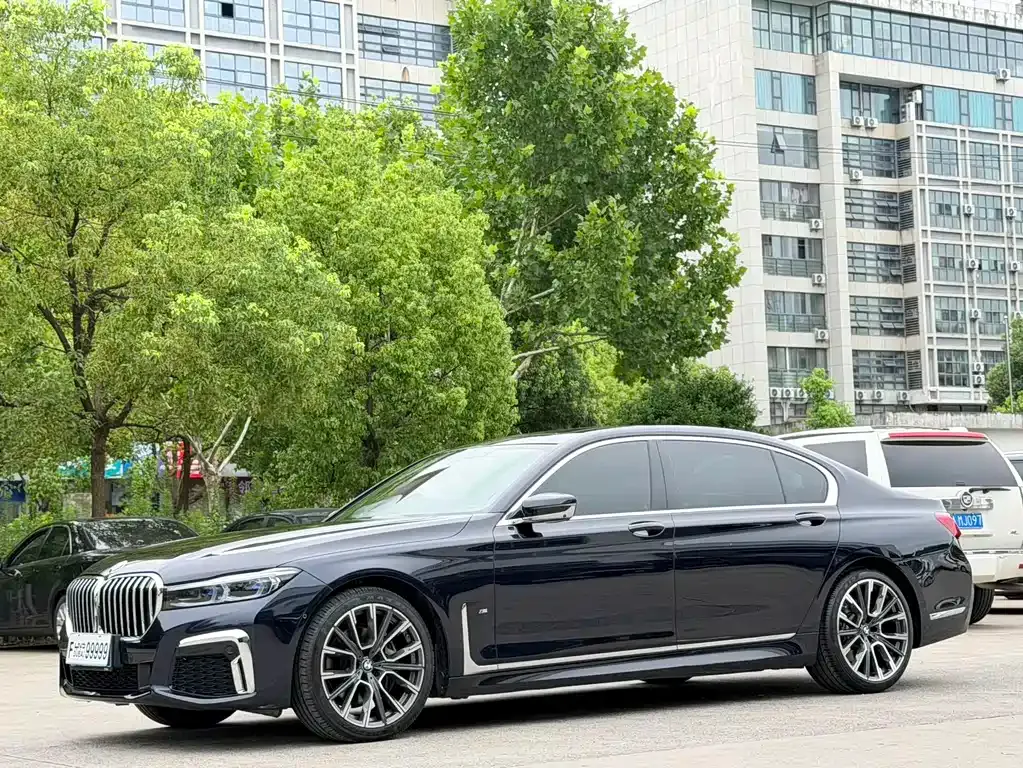 BMW 7 Series — фото 4