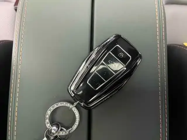 Geely Haoyue L 2025 из CN, фото 7