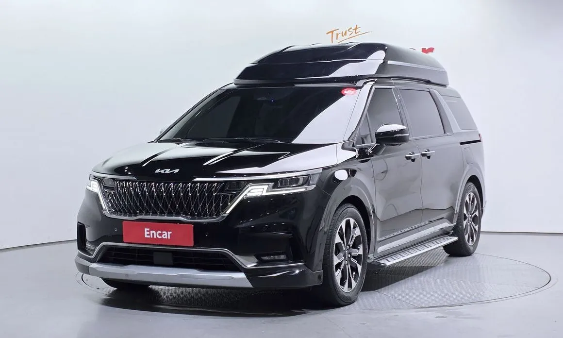 Kia Carnival — фото 1