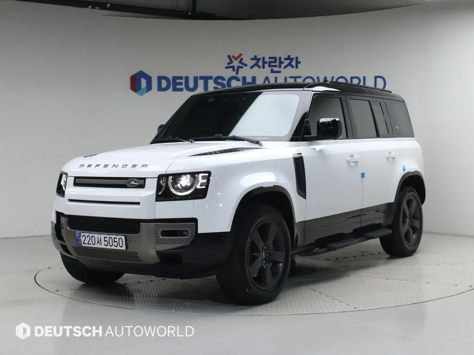 Land Rover Defender — фото 1