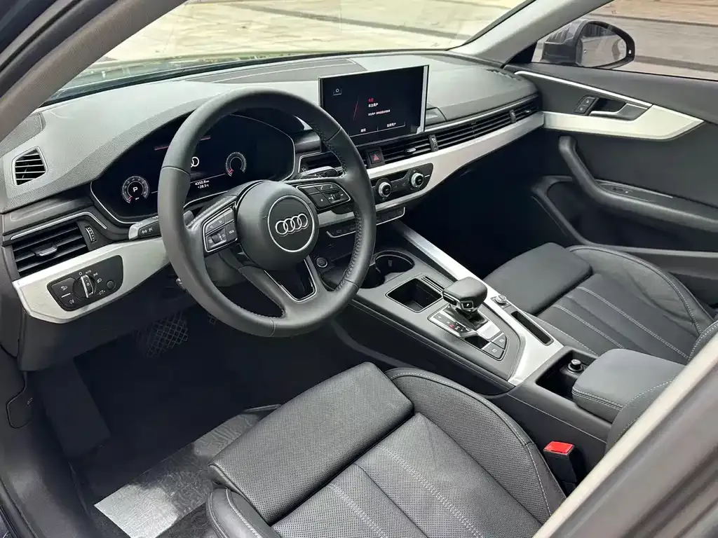 Audi A4L — фото 2