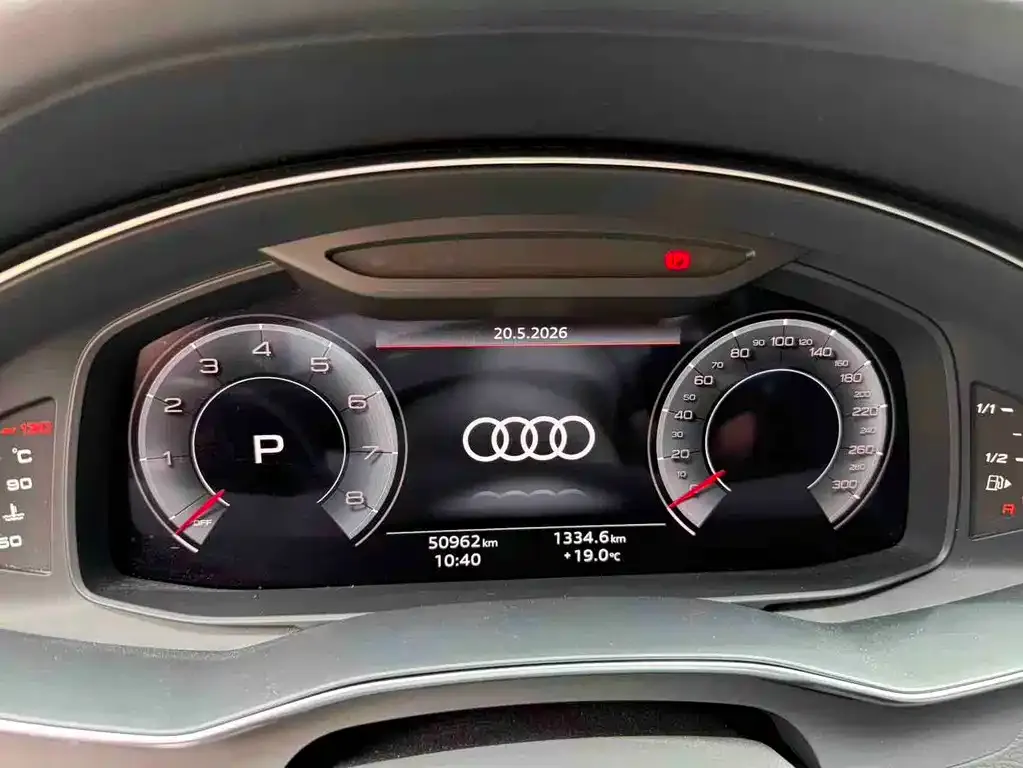 Audi A6L — фото 2