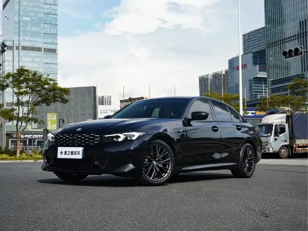 BMW 3 Series — фото 1