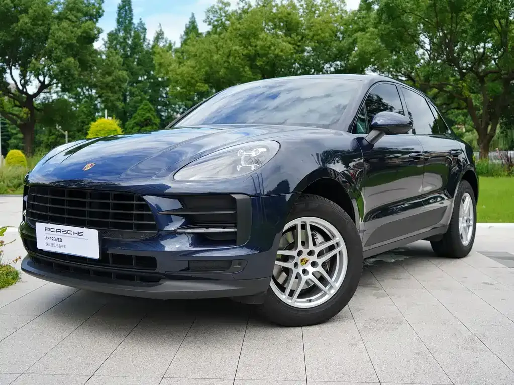 Porsche Macan — фото 1