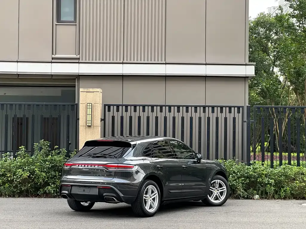 Porsche Macan — фото 5